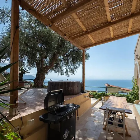 Hébergement de vacances Torre Del Califfo Relais *