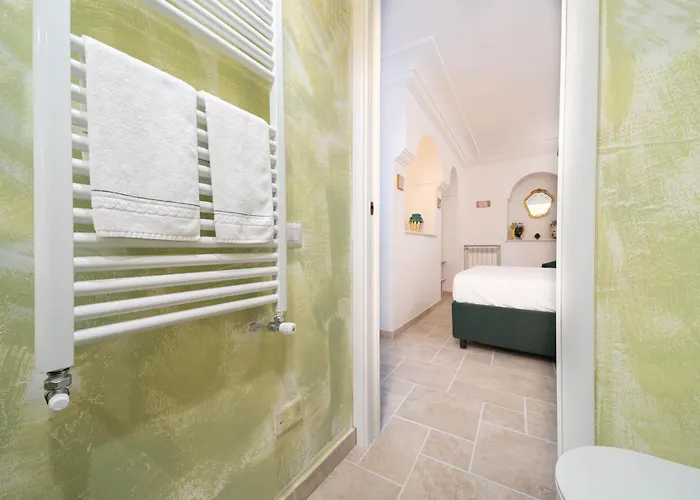 Будинок відпочинку Torre Del Califfo Relais Амальфі