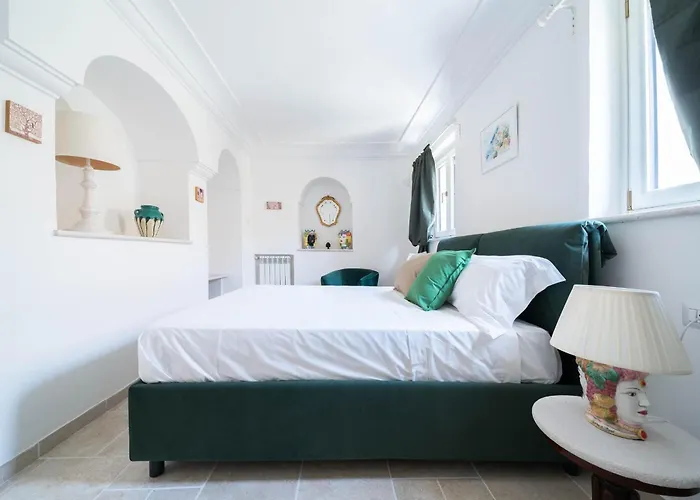 Будинок відпочинку Torre Del Califfo Relais Амальфі